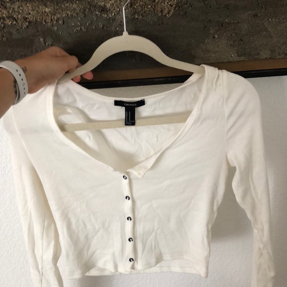 Button up crop top - Picture 2 of 4